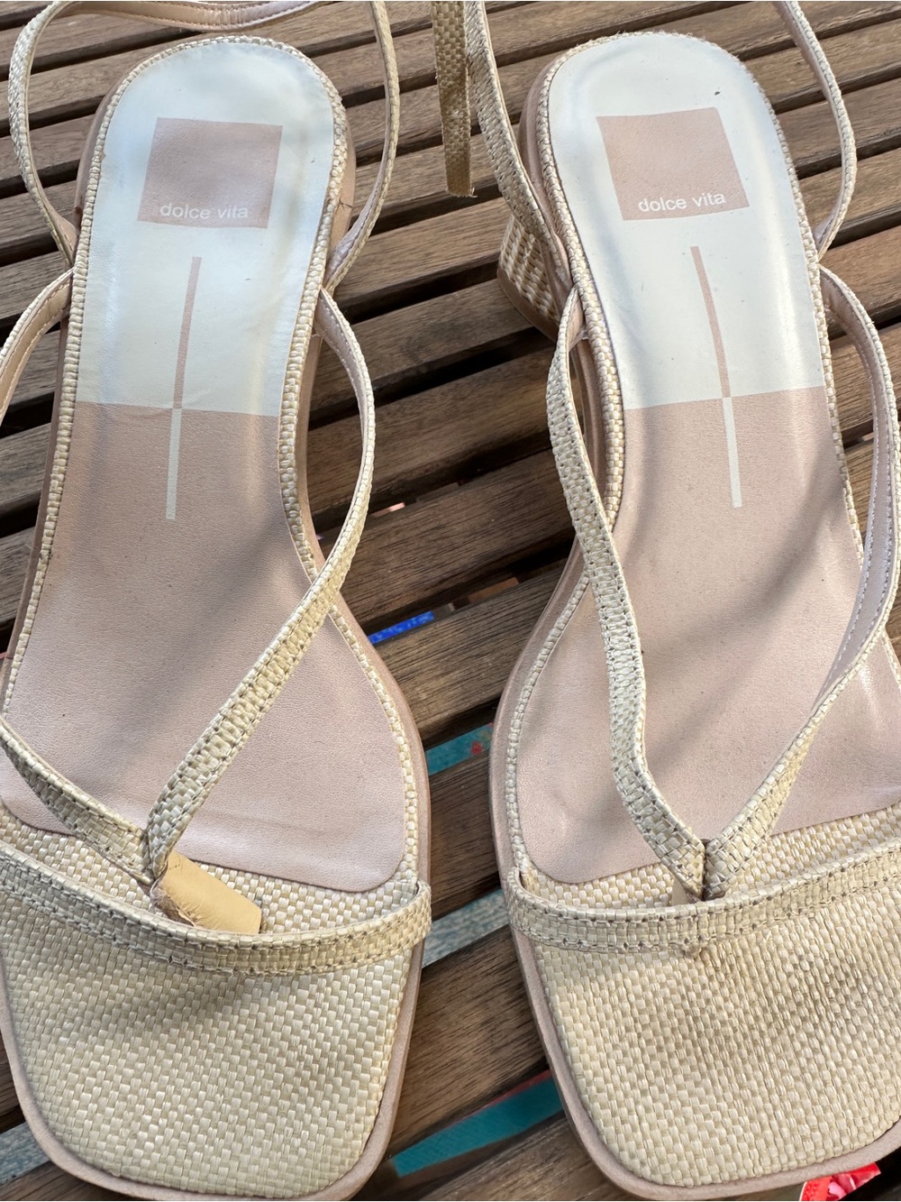 Dolce Vita Woven Block Heel Sandals 8 - Picture 2 of 6